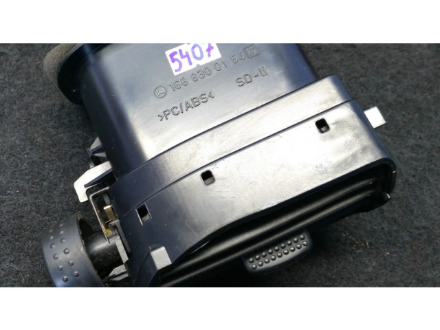 Боковая воздушная решётка