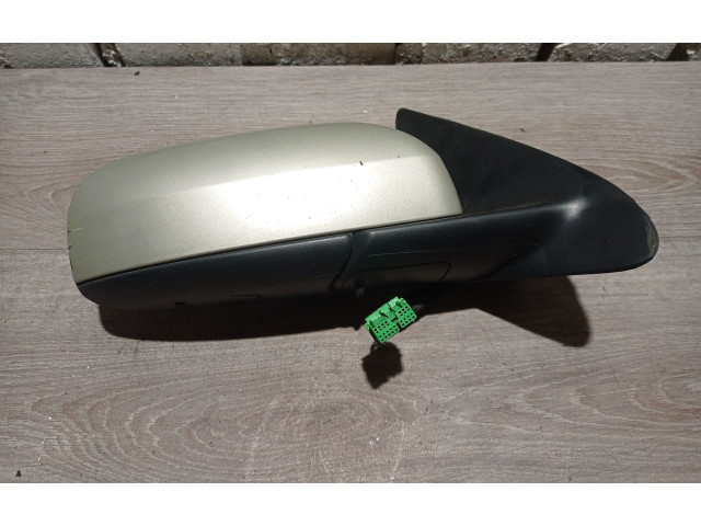 Зеркало электрическое Volvo V70 2005 - 2008 года