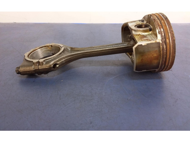 Поршень 4J11 Mitsubishi Outlander