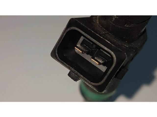 Vstřikovač 7525721, 3013B00669   BMW 7 E65 E66  pro benzínový motor 4.5  