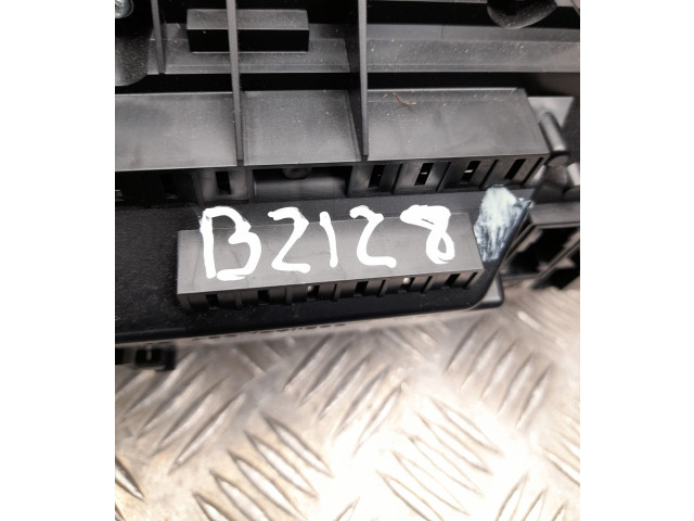 Панель приборов 3V0920794C, B2128 Skoda Superb B8 (3V)