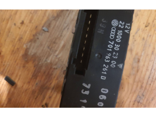 Экран/ дисплей / маленький экран 221000302300, 701963261D Volkswagen II LT