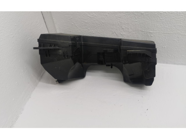 Блок предохранителей  8X2T-14A003-AA   Jaguar XF X250    