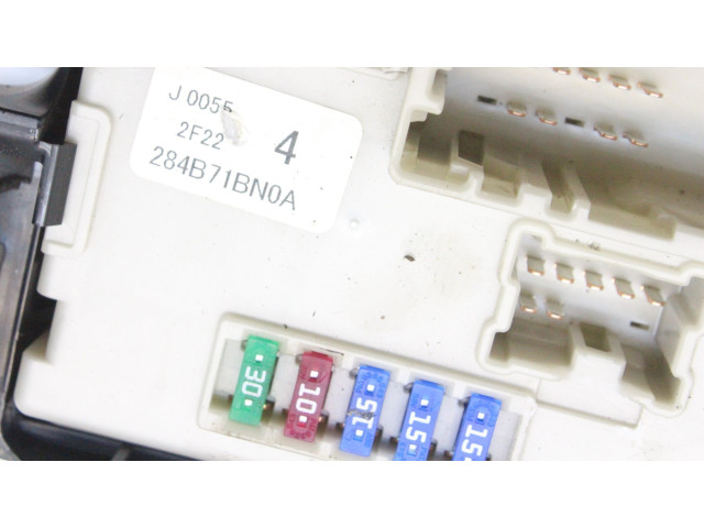 Pojistková skříňka 284B71BN0A Nissan 370Z 2013