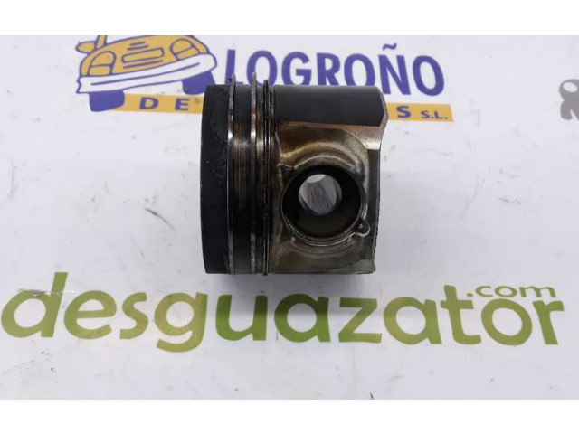 Píst 11257805329, 11257805329 BMW X6 E71 N57D30B