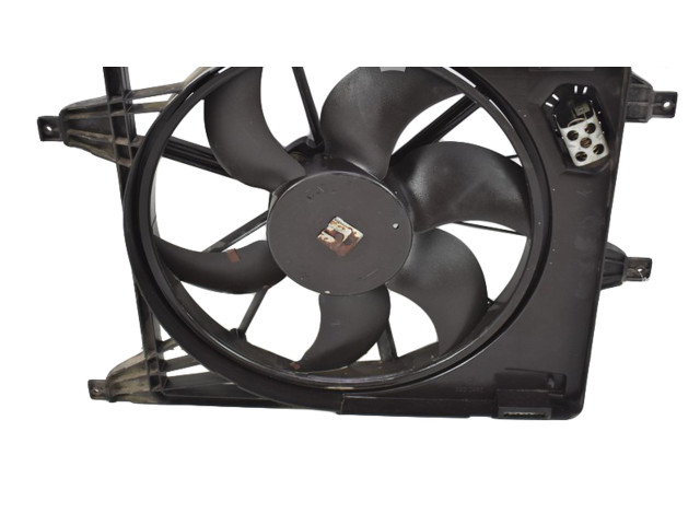 Вентилятор радиатора     8200293391, 8200293391    Dacia Logan I 