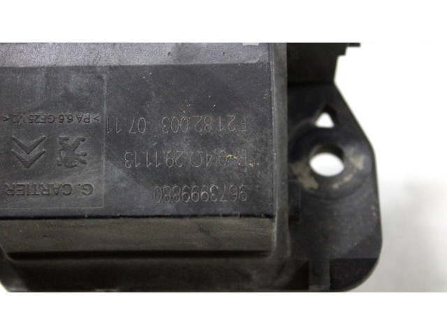 Модуль управления вентилятором 9673999880   Peugeot 3008 I