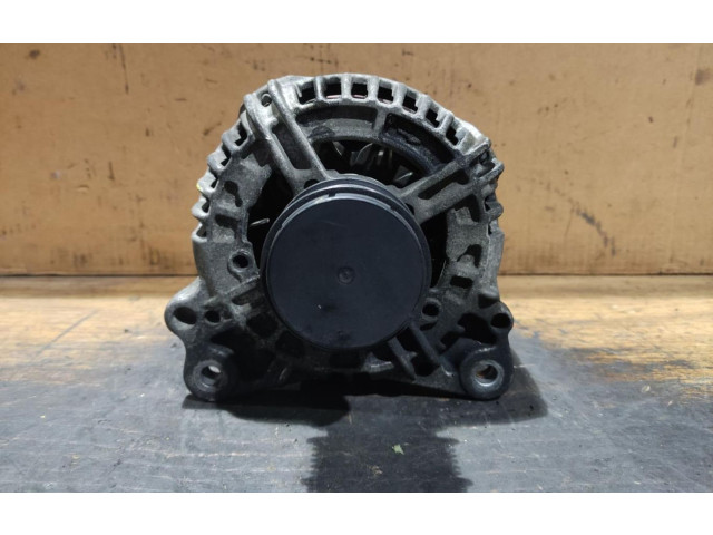 Генератор 06F903023F Volkswagen Caddy