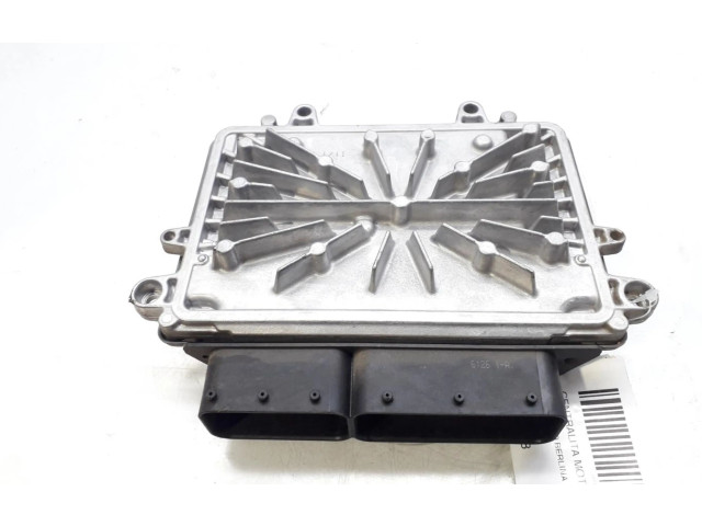 Блок управления двигателем Блок управления 30743338   Volvo S80