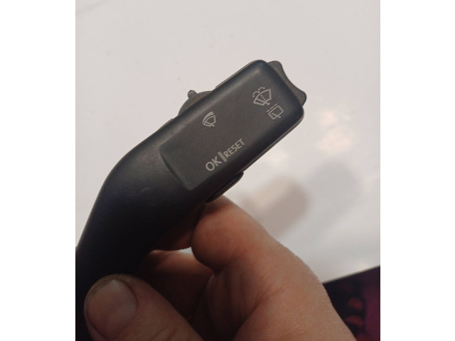 Ручка стеклоочистителей 1K0953519A, 01203506 Volkswagen Caddy