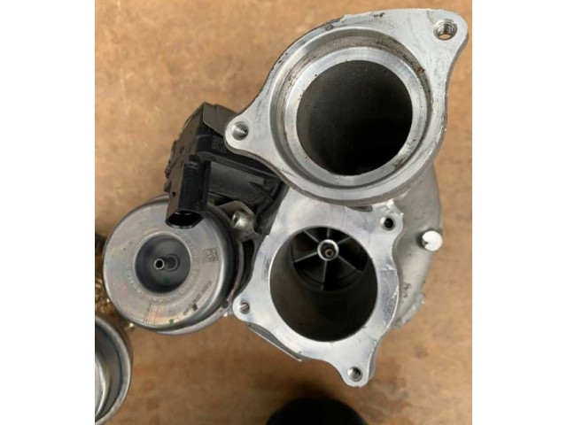 Турбина Bentley Bentayga 0P2145702E