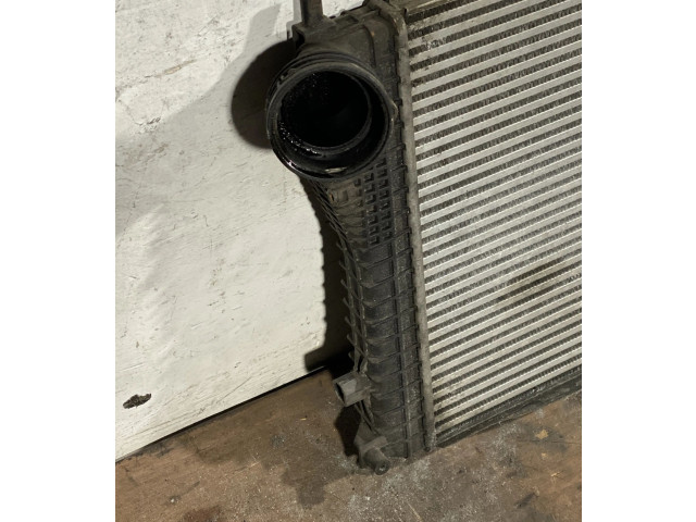 Интеркулер  1K0145803L   Volkswagen Jetta V 
