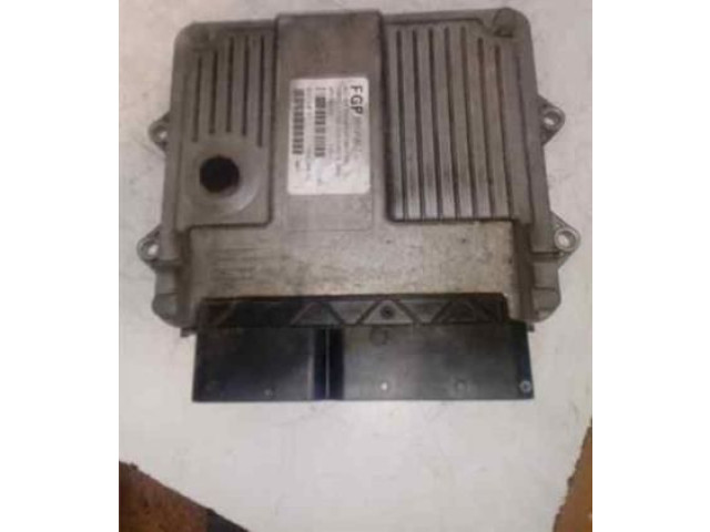 Блок управления двигателем Блок управления 55195817 Fiat Grande Punto
