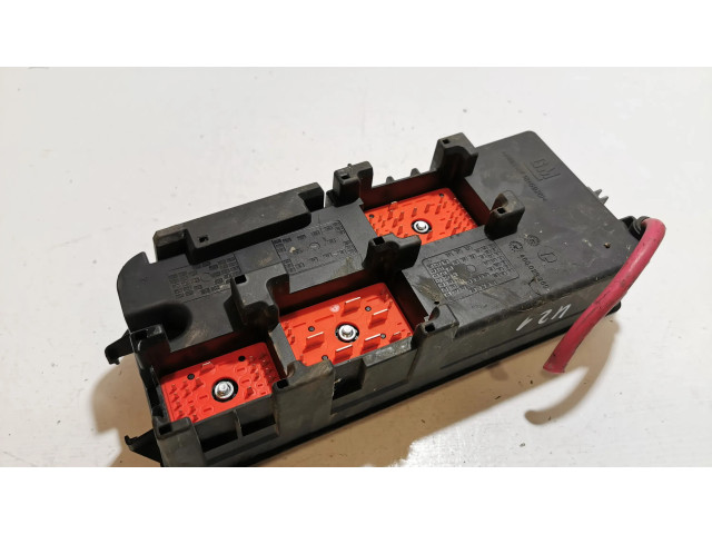 Pojistková skříňka 13144710 Opel Signum 2003