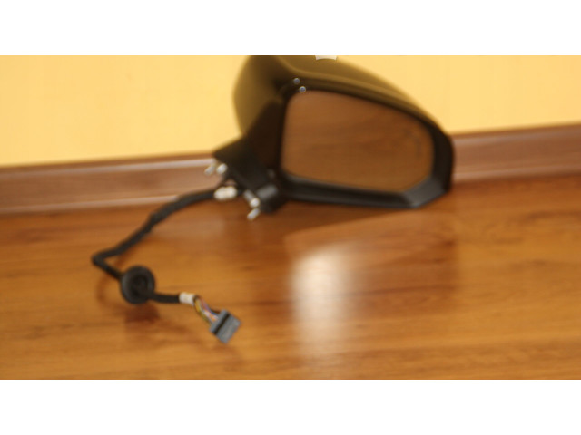 Зеркало электрическое Volvo XC40 - года