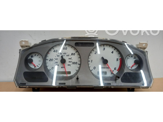 Přístrojová deska Nissan Navara D22 2004 24812VK010, 24812VK011