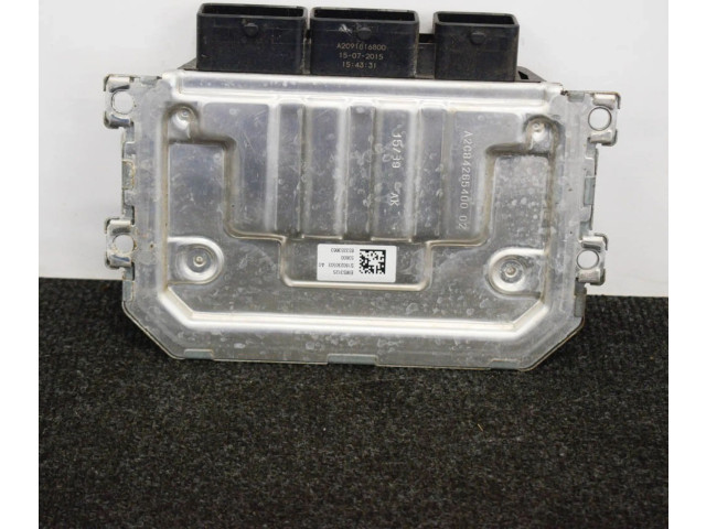 Блок управления двигателя Dacia Sandero