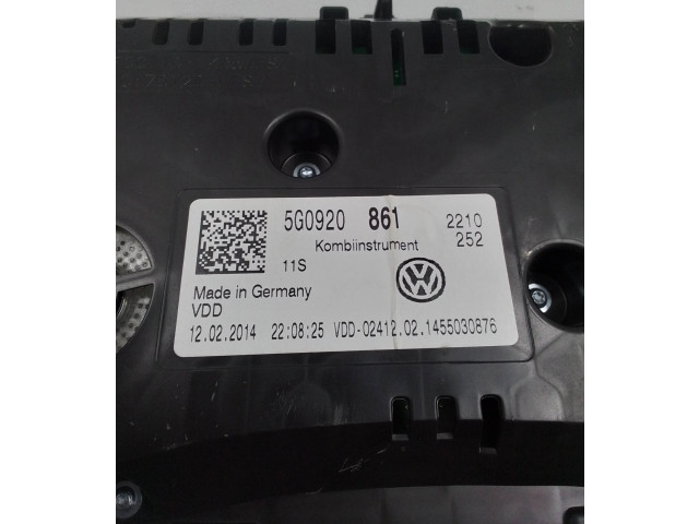Панель приборов 5G0920861, 1455030876   Volkswagen Golf VII       