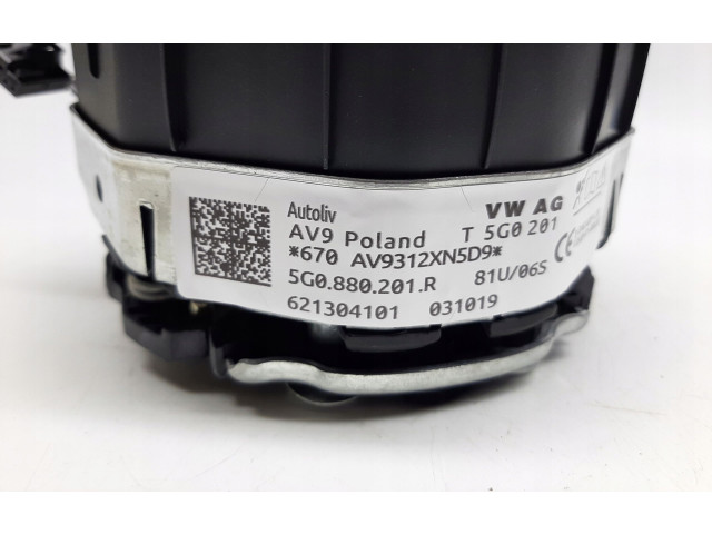 Подушка безопасности водителя 5G0880201R, 5G0880201R Volkswagen Golf VII
