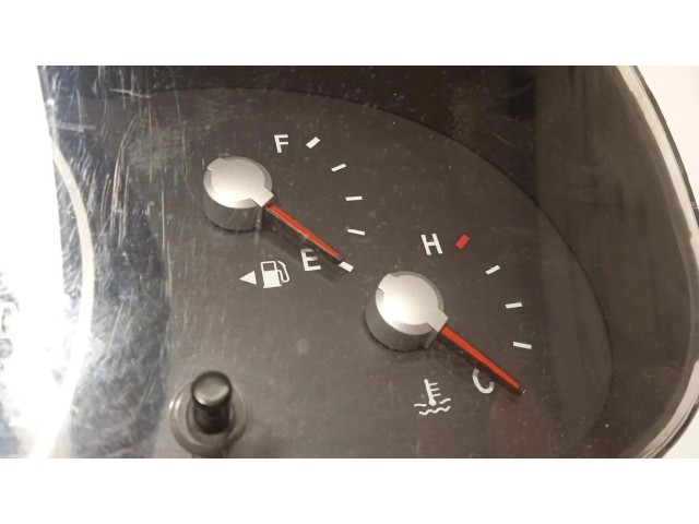 Přístrojová deska KIA Carnival 2010 940034D255