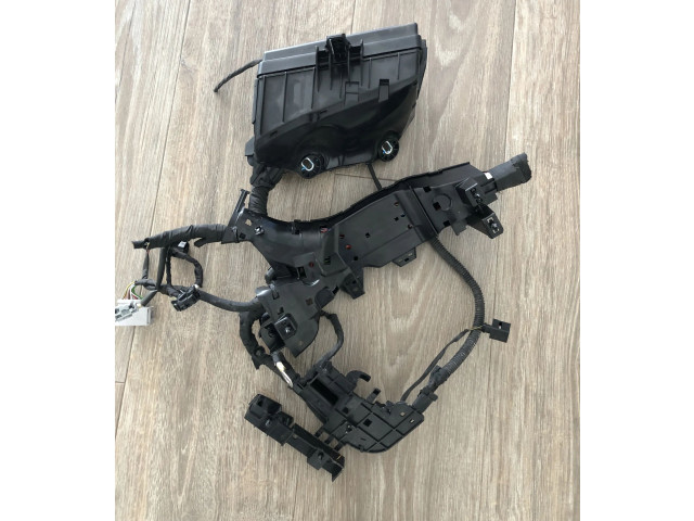 Pojistková skříňka 5Q0907361 Volkswagen T-Roc 2020