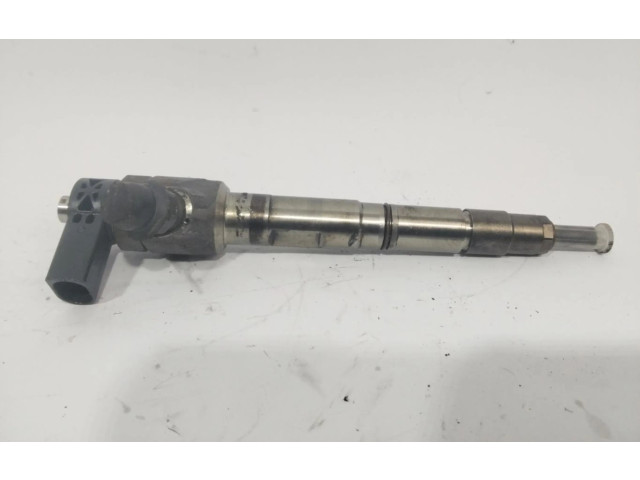 Форсунка 04L130277AC Volkswagen Caddy