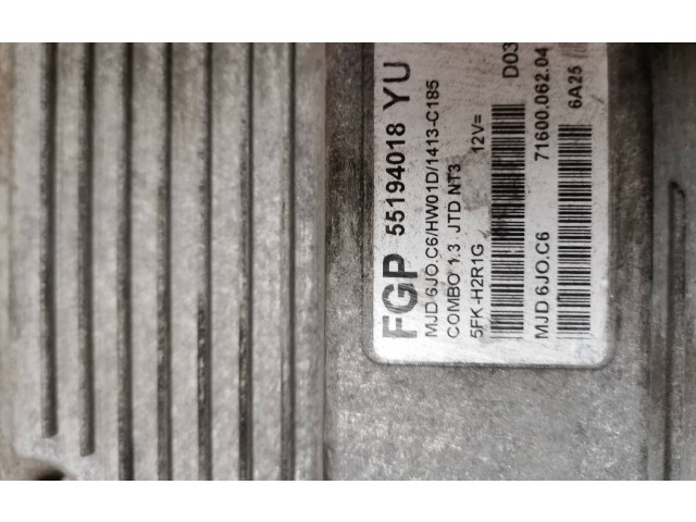 Блок управления двигателя 55194018, 7160006204   Opel Combo C