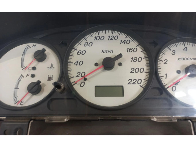 Панель приборов BJ2B   Mazda 323 F       