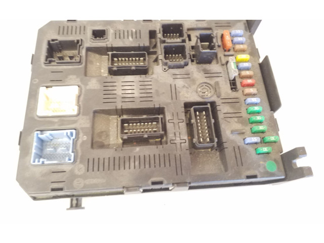   Pojistková skříňka 216761594, 281171781B   Ctroen C4 I 2006