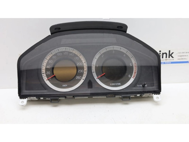 Панель приборов 31270851, 31270851   Volvo V70       