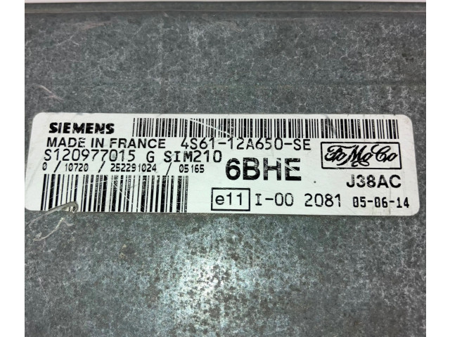 Блок управления двигателя 4S6112A650SE, S120977015G Ford Fiesta