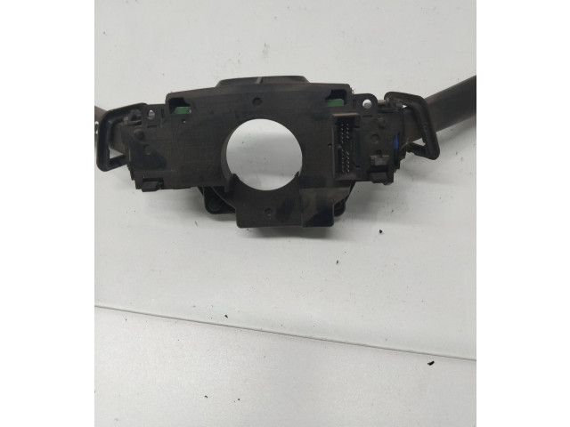 Ручка стеклоочистителей 30658614 Volvo V70