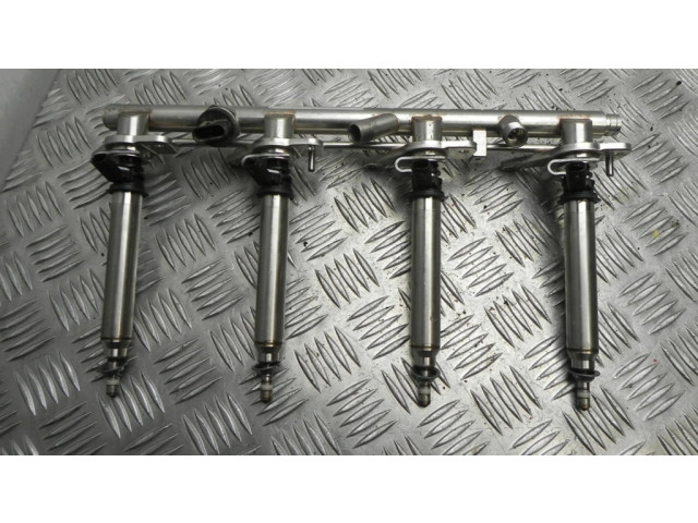 Топливная рампа A2780703495, VD18711   Mercedes-Benz SL R231 4.7 