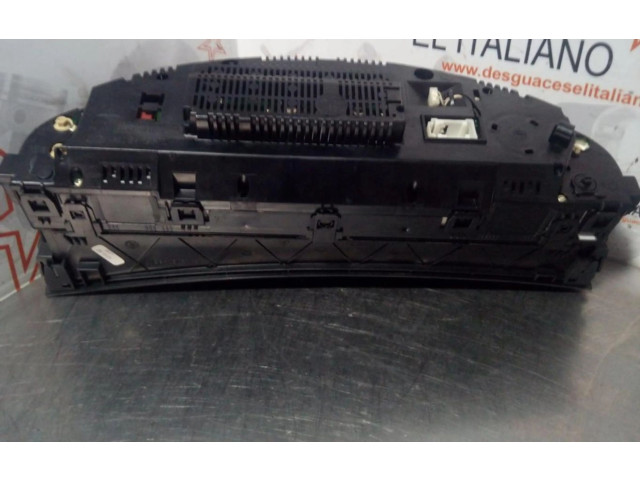 Přístrojová deska  Mercedes-Benz S W220  A2205407811  