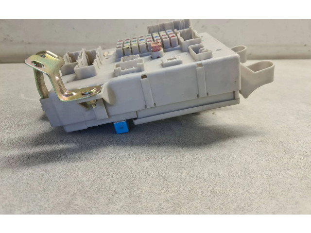 Pojistková skříňka 8198050030, 0665004650 Toyota Land Cruiser (J120) 2004