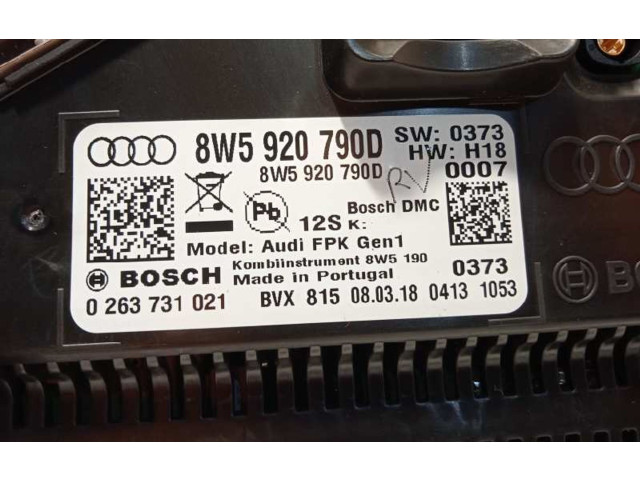 Přístrojová deska Audi A5 2018 8W5920790D, 0263731021