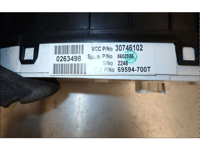 Панель приборов 8602895 Volvo S60