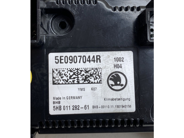 Блок управления климат-контролем 5E0907044R Skoda Octavia Mk3 (5E)