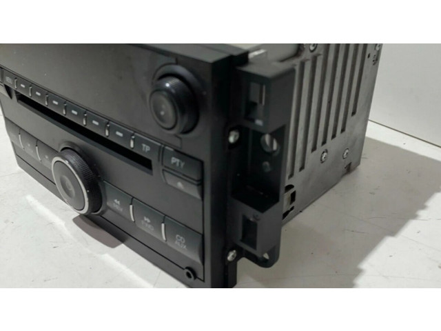 Радио/ проигрыватель CD/DVD / навигация