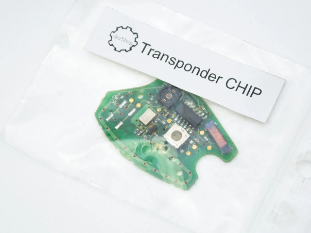 Комплект блоков управления 8200513113, 8200593576 Dacia Logan I