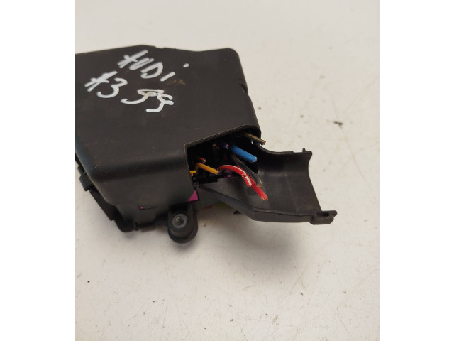 Блок предохранителей 2655085 Audi A3 S3 8L