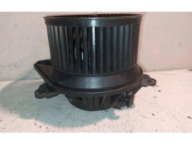 Вентилятор печки       Peugeot 406