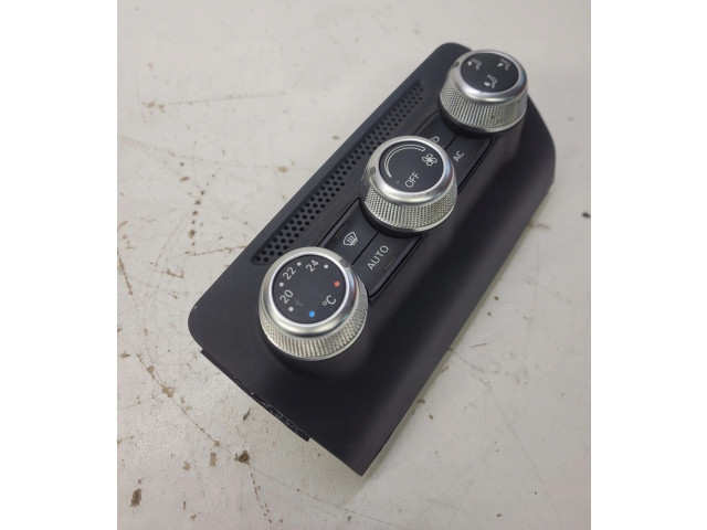 Блок управления климат-контролем 8X0820043A   Audi A1