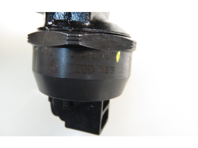 Форсунка 0414720039, 038130073AL    Audi A3 S3 8L  ASZ 