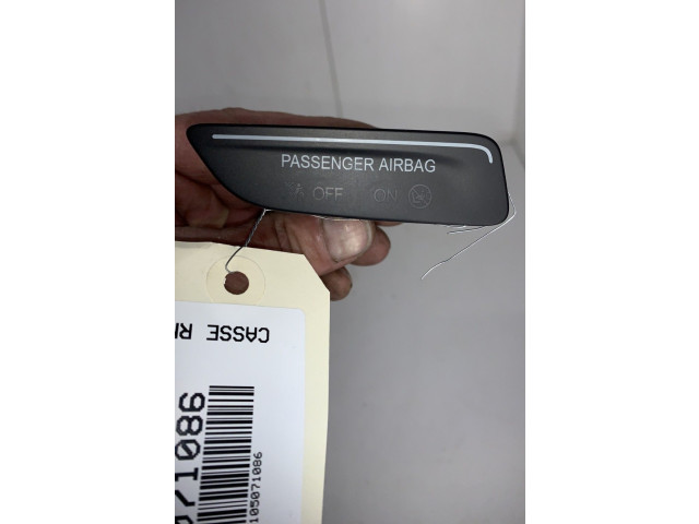 Дисплей    1820376   Ford B-MAX