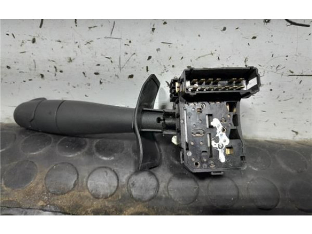 Ручка стеклоочистителей 8200792584 Dacia Sandero