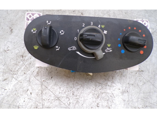 Блок управления климат-контролем    Dacia Sandero