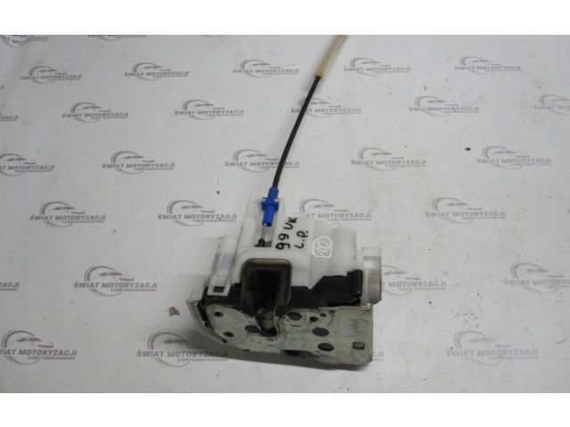 Zámek zadních dveří 519750850 Fiat Doblo 2016