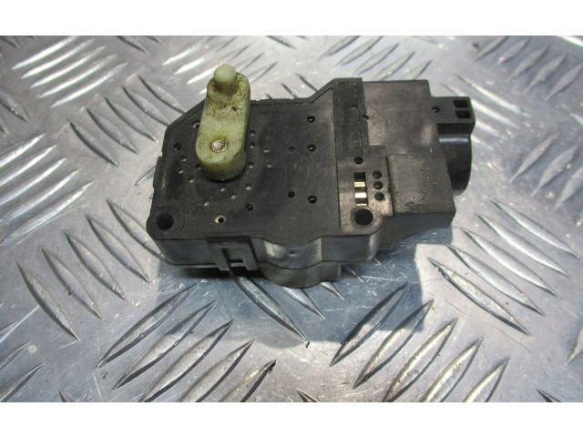 Pojistková skříňka Модуль кузова Nissan Primera 2000