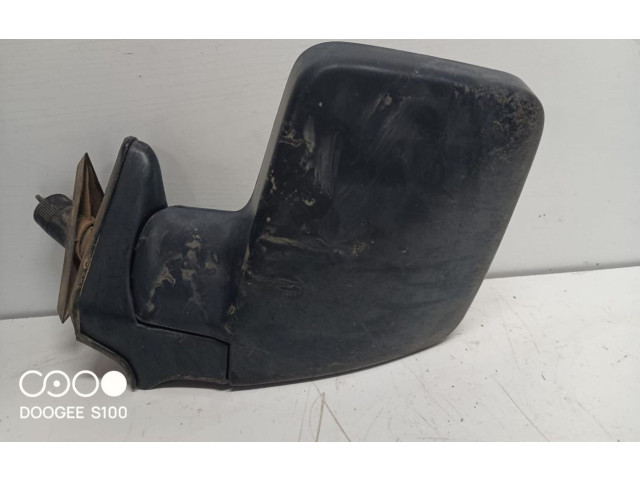 Zpětné zrcátko Nissan Patrol 160